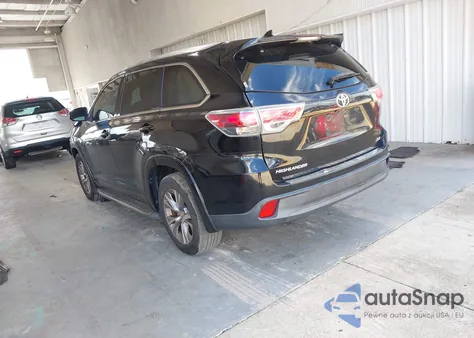 2015 Toyota Highlander Xle V6 z USA, uszkodzony, nr VIN 5TDKKRFH0FS097629